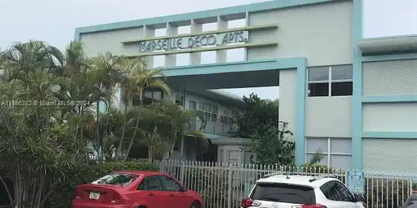 1289 Marseille Dr