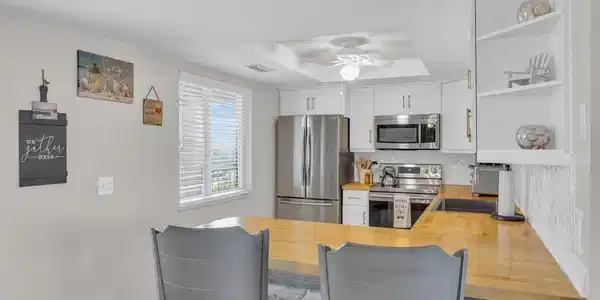 Image 4: 2400 S Ocean Dr 7645