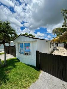 451 SE 8 st unit 39