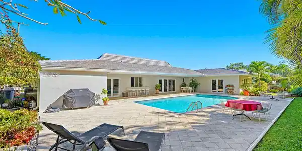 12750 Red Rd