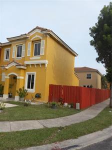640 SE 1st St