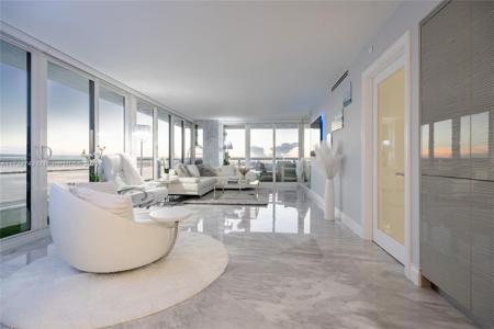 1717 N Bayshore Dr