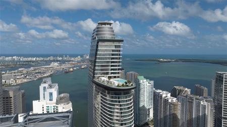 300 Biscayne Blvd Way