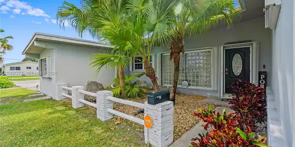 9500 Caribbean Blvd
