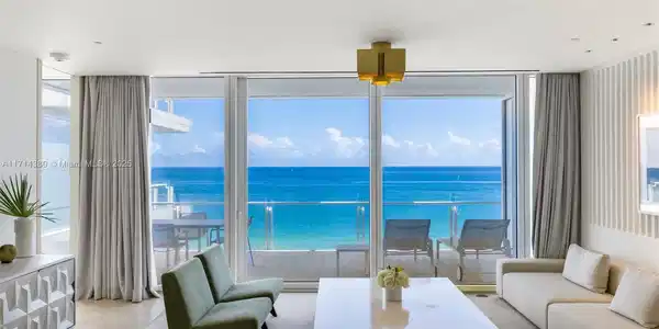 9111 Collins Ave