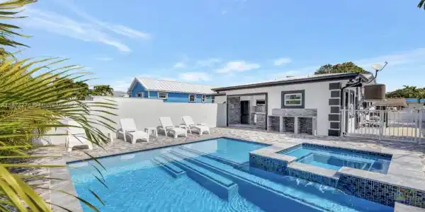 2301 Yellowtail  Dr
