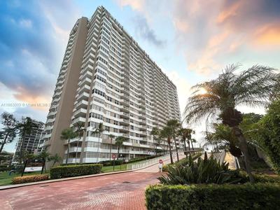1985 S Ocean Dr