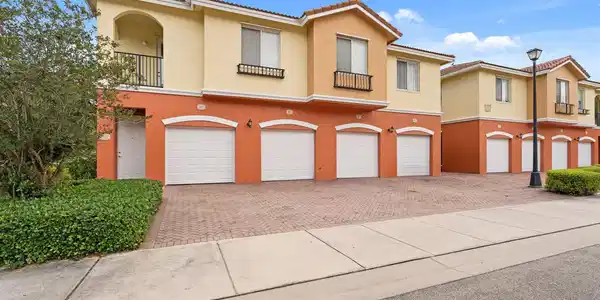 42 SE Sedona