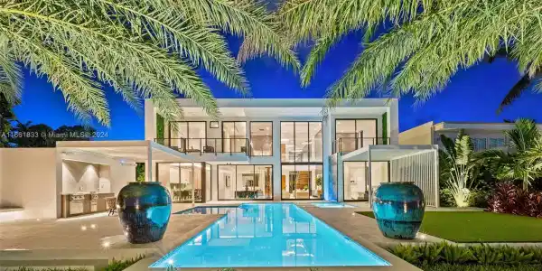 1155 N Shore Dr