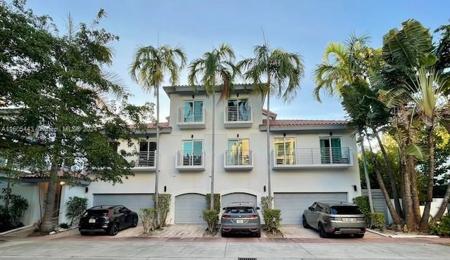 208 Jefferson Ave
