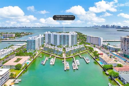 7900 Harbor Island Dr