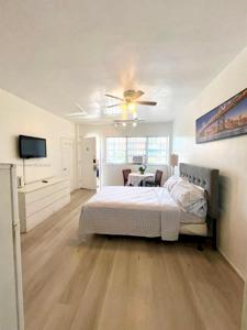 26 Diplomat Pkwy