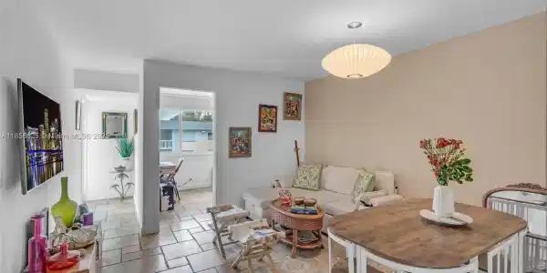 240 Galen Dr