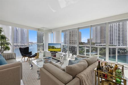 465 Brickell Ave
