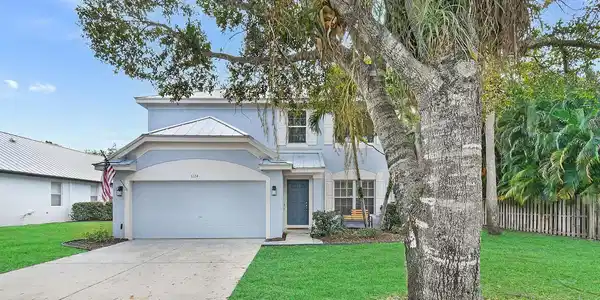 3124 SW Solitaire Palm