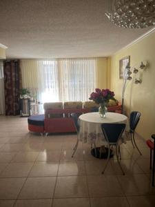1833 S Ocean