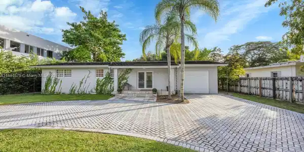 5500 SW 80th St