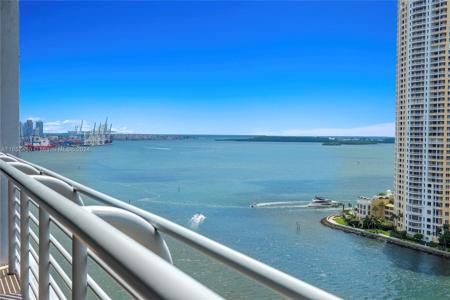 325 S Biscayne Blvd