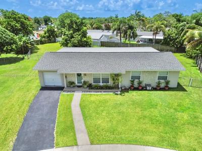 9360 SW 185th St