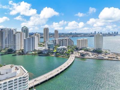 950 Brickell Bay Dr