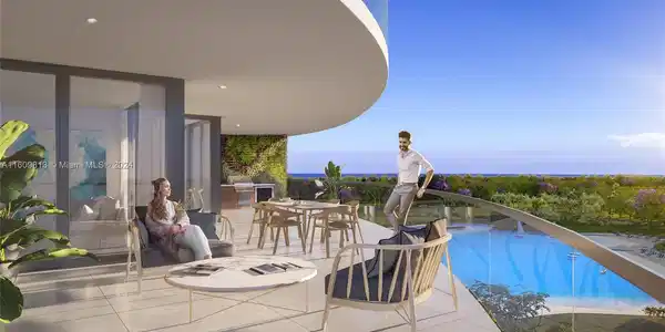 2411 Laguna Cir