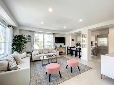 1250 Ocean Dr