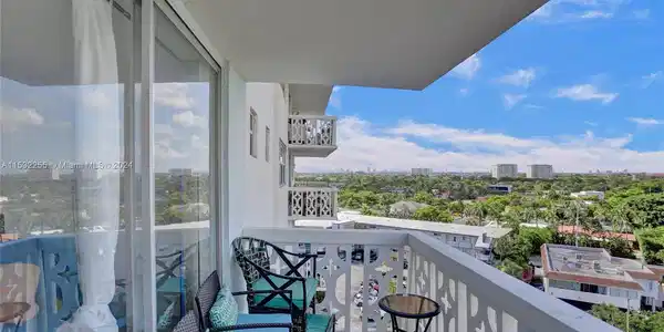 13155 Ixora Ct