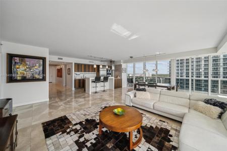 1800 S OCEAN DR