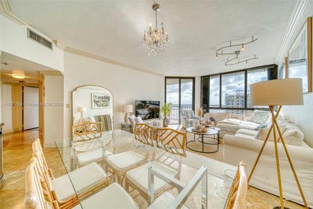 520 Brickell Key Dr