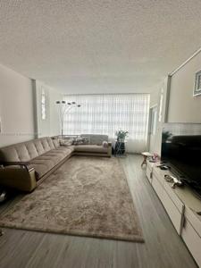 1825 S Ocean Dr