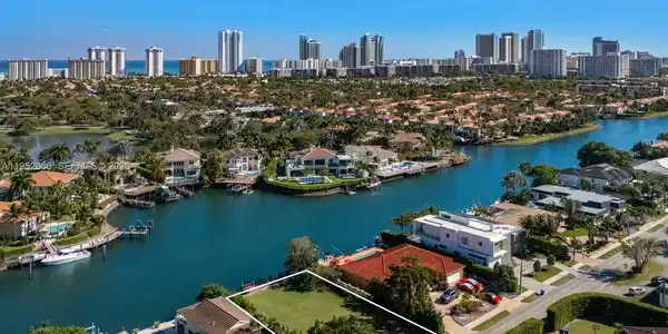 1101 Diplomat Pkwy