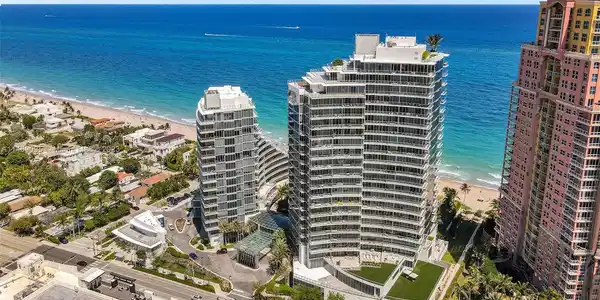 2200 N Ocean Blvd