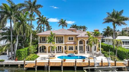67 Royal Palm Dr