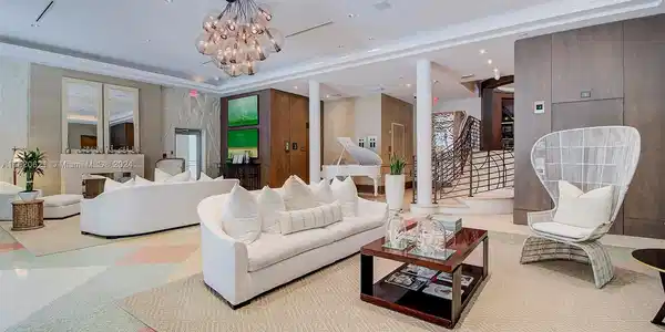 125 Ocean Drive