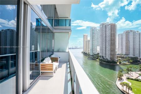 200 Biscayne Boulevard Way