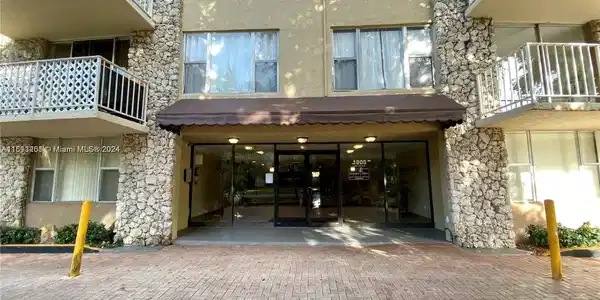 1805 Sans Souci Blvd