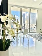 1750 N Bayshore Dr