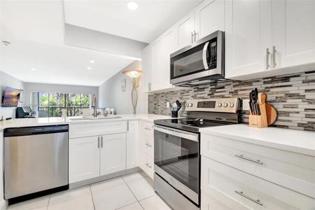 3605 S Ocean Blvd