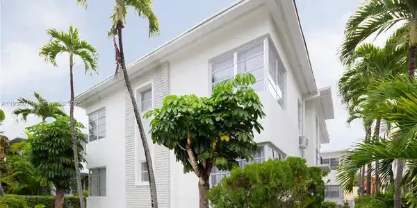 821 Jefferson Ave