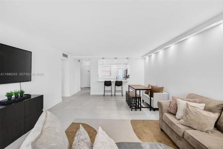 420 NE 12th Ave