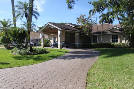 7439 SW 168th Ter