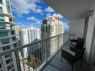 1200 Brickell Bay Dr