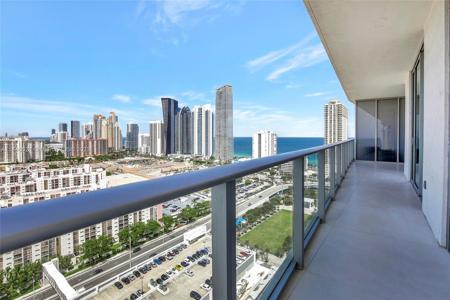300 Sunny Isles Blvd