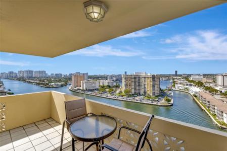 1833 S Ocean Dr