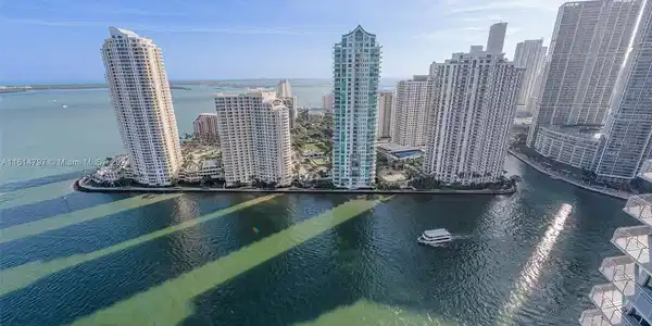 335 S Biscayne Blvd