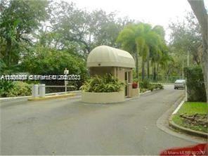 Image 3: Manned front gate