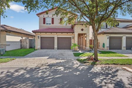 379 NE 25th Ter