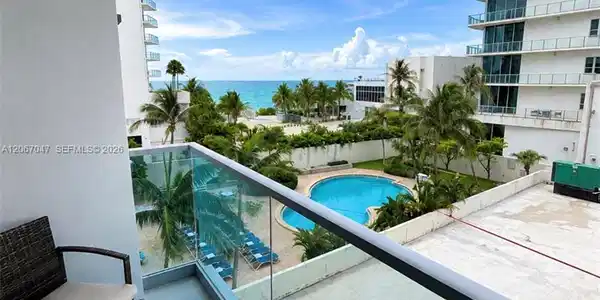 4001 S Ocean Dr