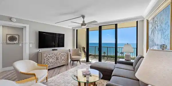 200 Ocean Trail Way