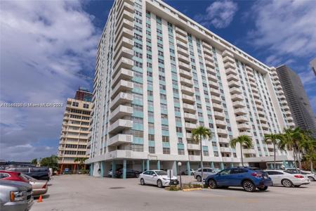 1833 S Ocean Dr
